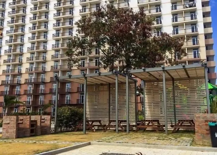 アパート Dracarys 1 With Pool Balcony & Kitchen